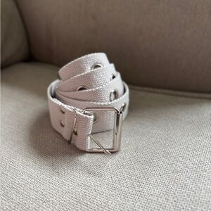 Stylish White Canvas Belt